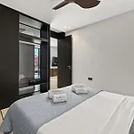 Villa Karat Stone *